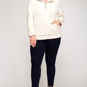 Pullover sweater